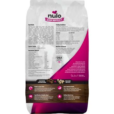 Alimento seco para perros adultos de razas pequeñas con mezcla cruda de pavo, batata y pato, bolsa de 4.5 kg