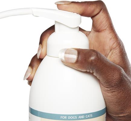 Don't Worry Don't Rinse Me Waterless Dog & Cat Shampoo, 18-fl oz bottle