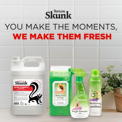 Champú para perros y gatos con control de olores de mofeta, botella de 1 galón