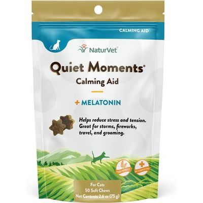 NaturVet, Quiet Moments, masticables blandos calmantes sabor salmón y tocino para gatos, 50 / 60 unidades
