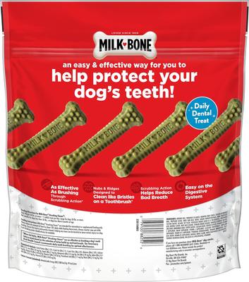 Fresh Breath Brushing Chews Large Mint Flavor Daily Dental Large Dog Treats, 18 count