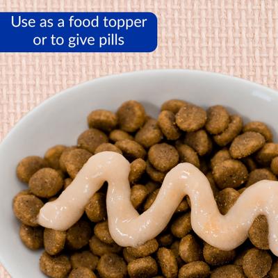 Churu - Puré de salmón para lamer, premios para gatos sin cereales, tubo de 0.5 oz, 24 unidades