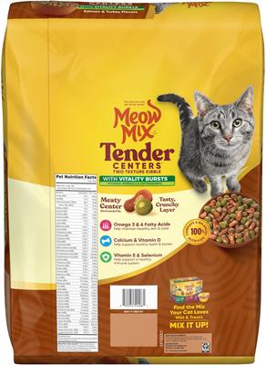 Tender Centers Salmon & Turkey Dry Cat Food, 14.2-lb bag