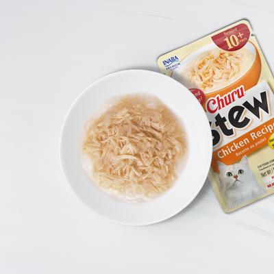 Churu - Golosinas para lamer con estofado de pollo para gatos mayores de 10 años, bolsa de 1.4 oz, 12 unidades