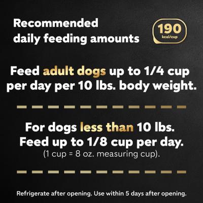 Alimento húmedo para perros Simply Crafted con carne de res, pollo, papas moradas, guisantes y zanahorias, bolsa de 8.82 oz