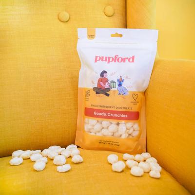 Gouda Crunchies - Galletas crujientes para perros con sabor a queso gouda de ingredientes limitados, de grado humano, bolsa de 7.5 oz