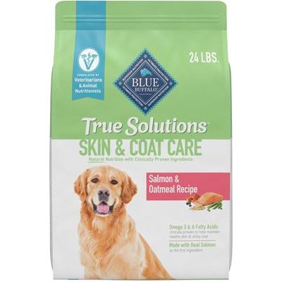 True Solutions Skin & Coat Alimento seco para perros adultos con salmón natural, bolsa de 24 lb