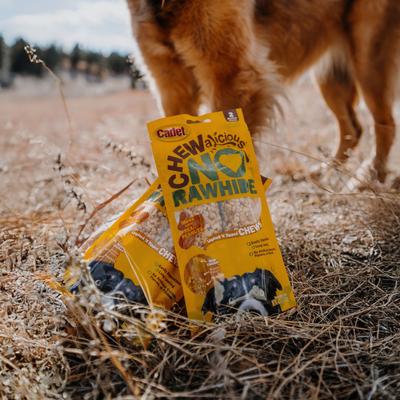 Chewalicious Layered 'N Dipped Crunchy Sticks - Masticables para perros con sabor a cacahuete, 2 unidades