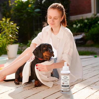 Live. Love. Groom. All-In-1 Waterless Foam Dog & Cat Dry Shampoo, Unscented, 500-mL bottle