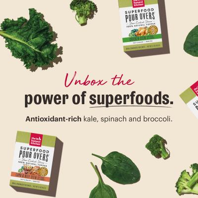 Superfood POUR OVERS - Alimento húmedo para perros con estofado de cordero y ternera con verduras, 5.5 oz, caja de 12