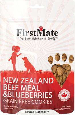 Beef with Blueberry Crunchy Dog Treats, 8-oz bag