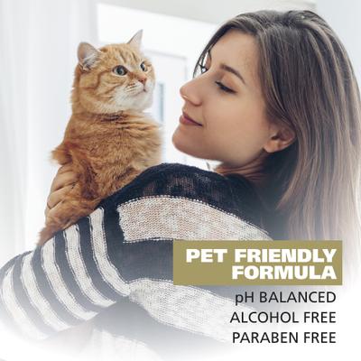 Refresh Coconut Lime Verbena Cat Cleaning Wipes, White/Black/Gold