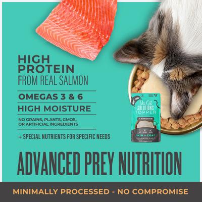 Solutions Topper Skin Coat Salmon Recipe in Broth - Alimento húmedo para gatos, bolsa de 1.5 oz, caja de 12