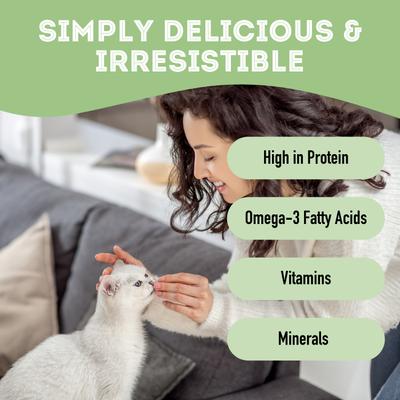 Salmon, Blueberry, & Cranberry Grain-Free Dehydrated Dog & Cat Treats, 2.82-oz bag