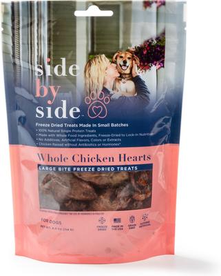 Side By Side Warming Whole Chicken Hearts Freeze-Dried Dog Treats, 4-oz bag