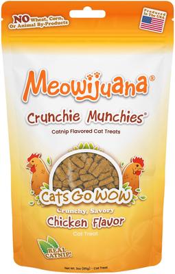 Crunchie Munchie Chicken Flavored Catnip Crunchy Cat Treats, 3-oz bag