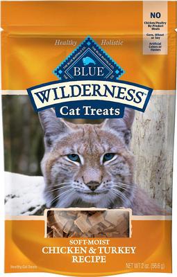 Bundle: Blue Buffalo Wilderness Chicken & Turkey Grain-Free Cat Treats, 2-oz bag + Frisco Bird Teaser with Feathers Cat Toy, Purple