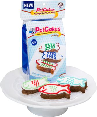 Turkey Flavor Microwavable Holiday Cake Mix Kit with Fish Shaped Pan Cat Treat, 4.6-oz bag