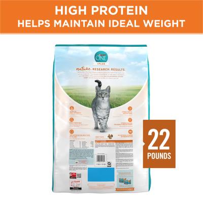 Alimento seco natural para gatos adultos con alto contenido proteico Plus Ideal Weight, bolsa de 22 lb