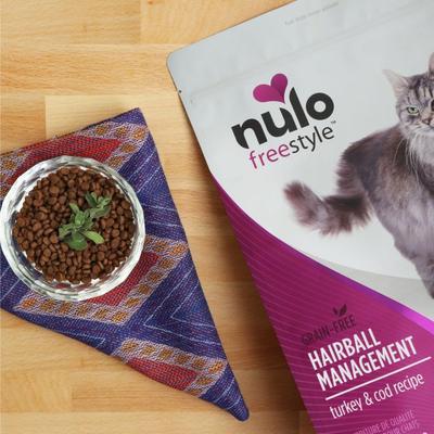 FreeStyle Hairball Management Turkey & Cod Recipe with Omega Fatty Acids High Protein & Grain-Free Dry Cat Food, 4-lb bag