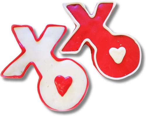 Hugs N' Kisses Peanut Butter & Honey Assorted Crunchy Dog Treats, 18 count