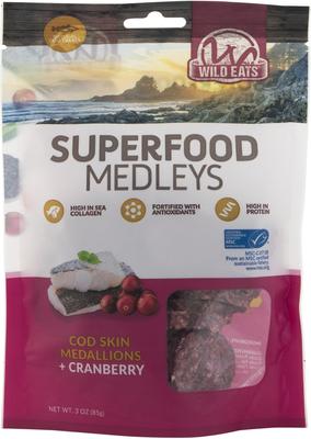 Cod Superfood Medallions Adult Cranberry Flavor Dog Treats, 3-oz bag