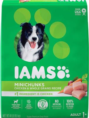Paquete: Alimento seco Iams ProActive Health Adult MiniChunks + Snacks sabor hueso de leche para perros pequeños y medianos