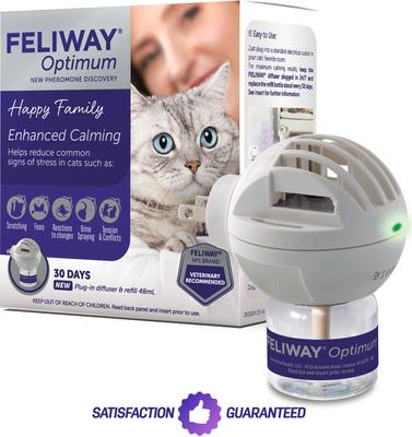 Bundle: Feliway Optimum Enhanced Calming Pheromone Cat Diffuser Kit + Arm & Hammer Litter Clump & Seal Multi-Cat Scented Clumping Clay Litter