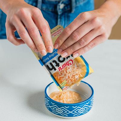Premio para lamer para gatos Churu Broth, variedad de pollo y atún, bolsa de 1.4 oz, 12 unidades