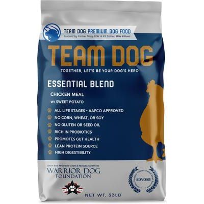 Alimento seco premium para perros con mezcla esencial de harina de pollo y batata 26/20, bolsa de 33 lb