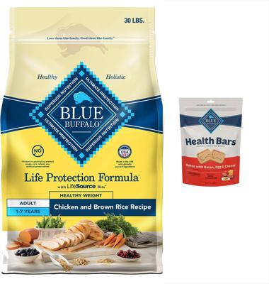 Bundle: Blue Buffalo Life Protection Formula Healthy Weight Adult Chicken & Brown Rice Recipe Dry Food + Health Bars Baked with Bacon, Egg & Cheese Dog Treats