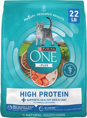 Plus Skin & Coat Health Formula Natural Salmon & Ocean Whitefish High Protein Dry Cat Food, 22-lb bag
