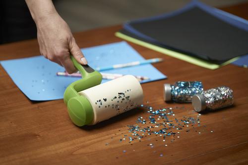 Giant Extreme Stick T-Handle Pet Lint Roller, 70 sheets