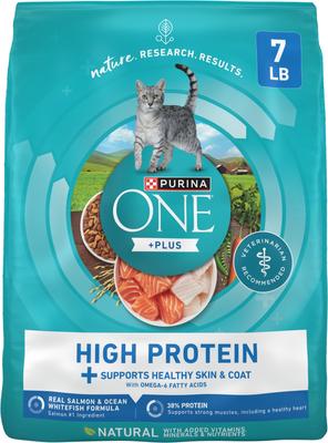 Plus Skin & Coat Health Formula Natural Salmon & Ocean Whitefish High Protein Dry Cat Food, 3.5-lb bag