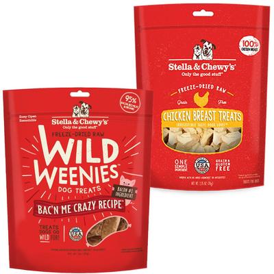 Paquete: Stella & Chewy's Wild Weenies Bac'n Me Crazy + premios liofilizados para perros de pechuga de pollo