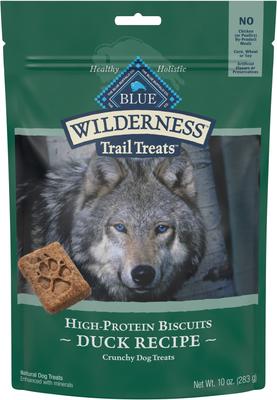 Paquete: Alimento seco para pollo Blue Buffalo Wilderness + premios para perros Trail Treats Duck Biscuits