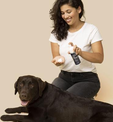 Hydrating Skin & Coat Waterless Dog Shampoo, 6.3-fl oz bottle