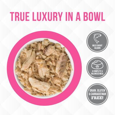 Truluxe Pretty In Pink Salmon in Gravy - Alimento húmedo para gatos sin cereales, 3 oz, caja de 24