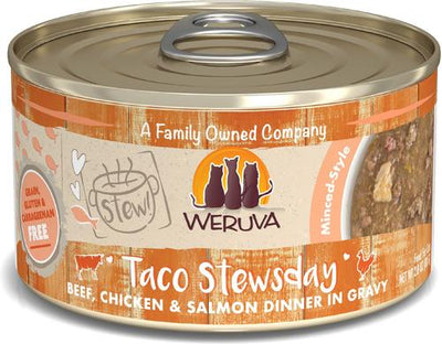 Comida enlatada para gatos Classic Cat Taco Stewsday con carne, pollo y salmón en salsa, lata de 2.8 oz, caja de 12