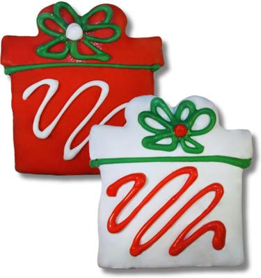 Under the Christmas Tree Peanut Butter & Honey Assorted Crunchy Dog Treats, 18 count