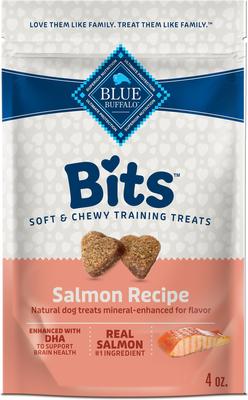 Bundle: Variety Pack - Blue Buffalo Blue Bits Tender Beef Recipe Soft-Moist Training Dog Treats, 4-oz bag, Chicken & Salmon Flavors